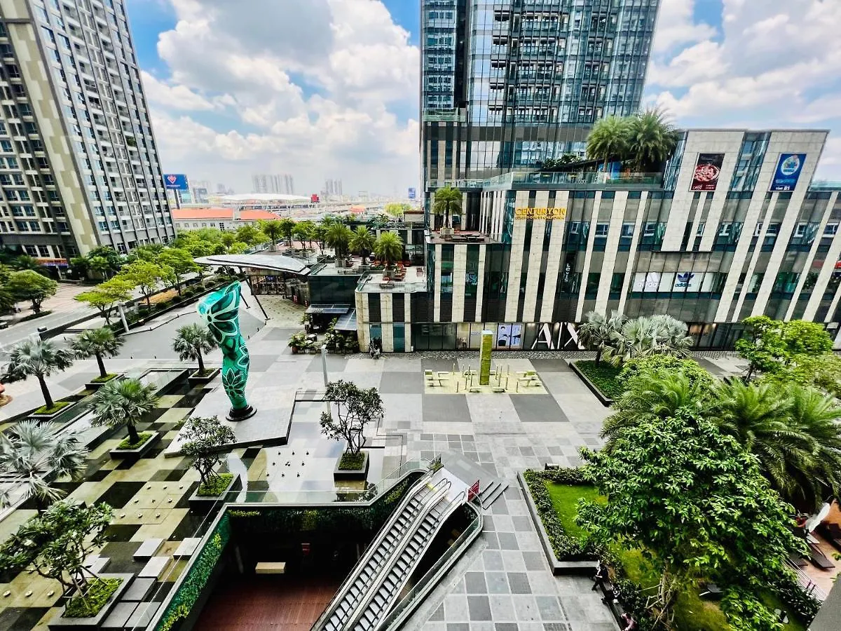 Homes By Christine - Vinhomes Central Park Ho Chi Minh City Apartment