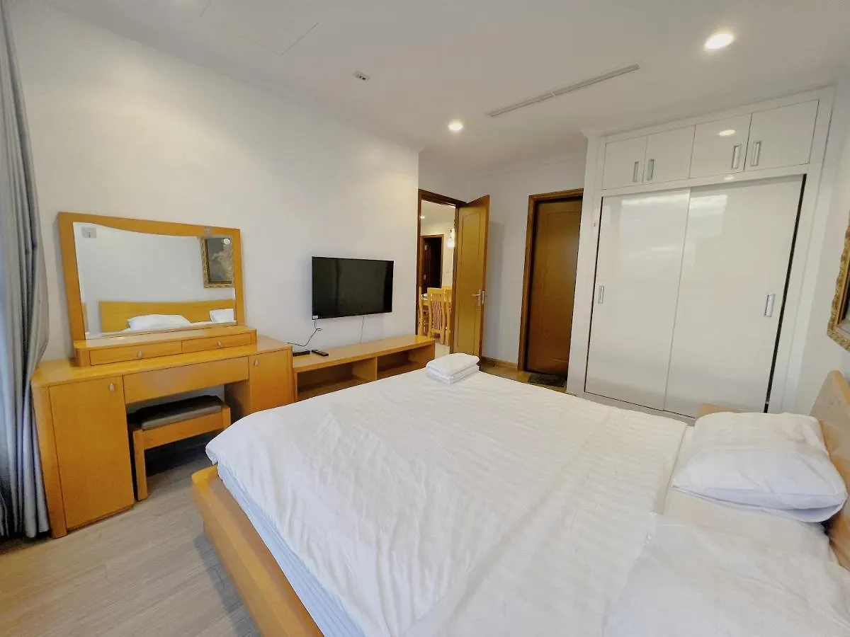 Apartment Homes By Christine - Vinhomes Central Park Ho Chi Minh City