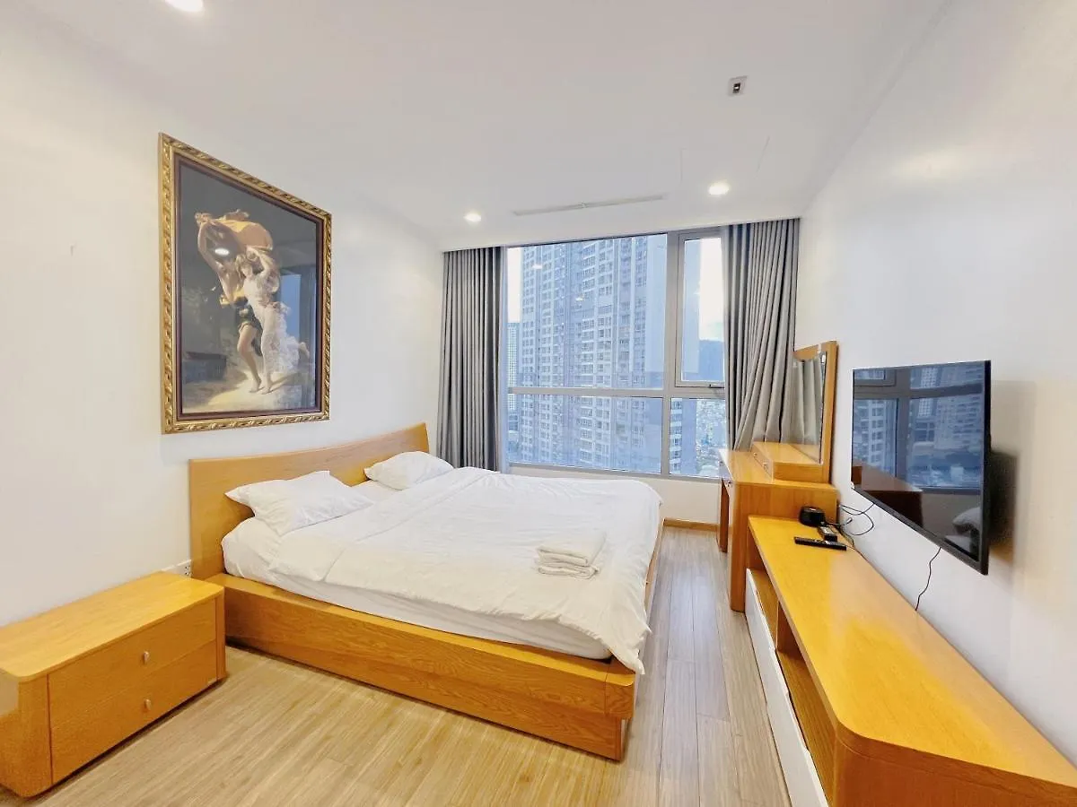 Homes By Christine - Vinhomes Central Park Ho Chi Minh City