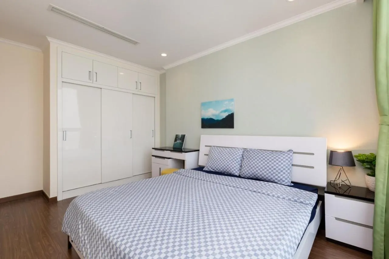 Homes By Christine - Vinhomes Central Park Ho Chi Minh City