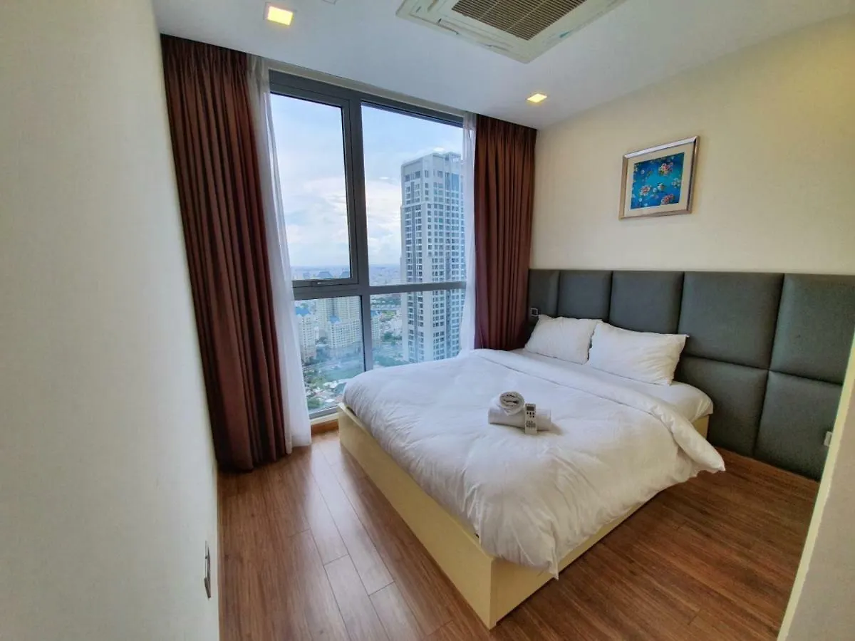 Homes By Christine - Vinhomes Central Park Ho Chi Minh City 0*,