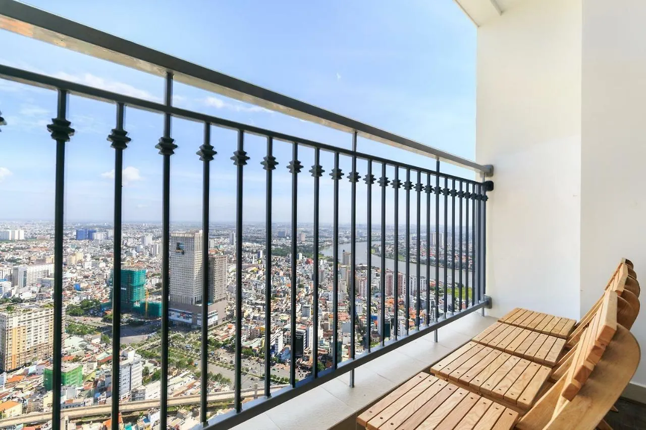 Homes By Christine - Vinhomes Central Park Ho Chi Minh City 0*,  Vietnam