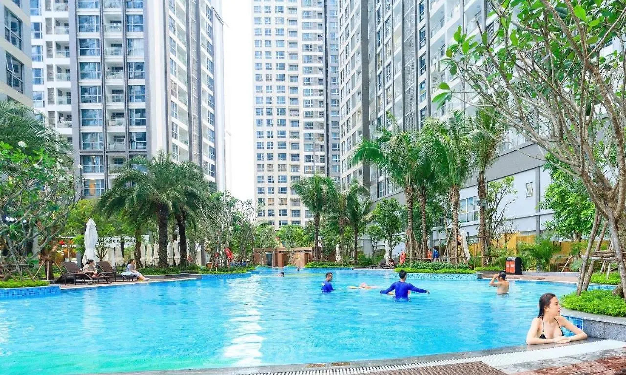 Homes By Christine - Vinhomes Central Park Ho Chi Minh City Apartment